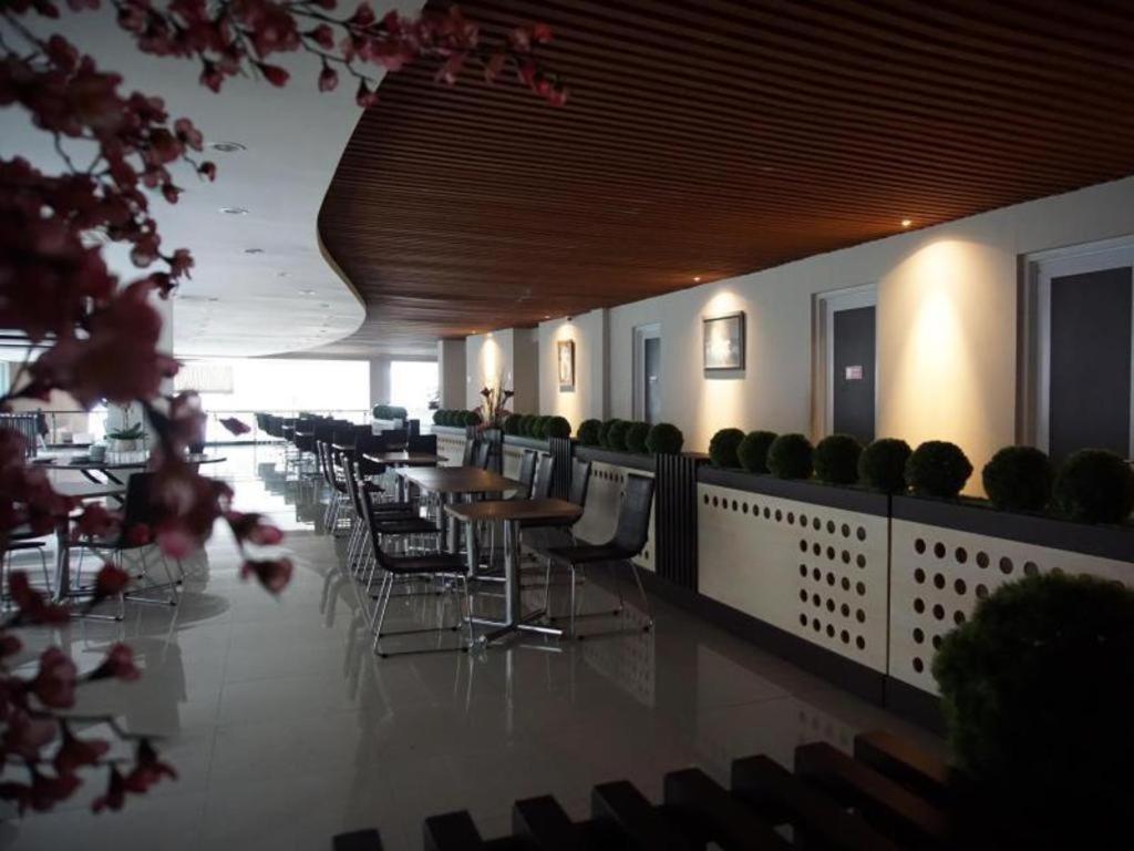 Raffleshom Hotel Bandung Ngoại thất bức ảnh