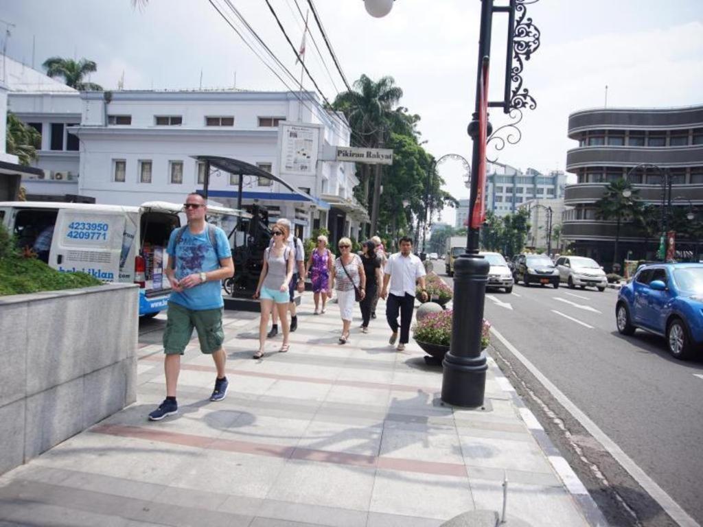 Raffleshom Hotel Bandung Ngoại thất bức ảnh
