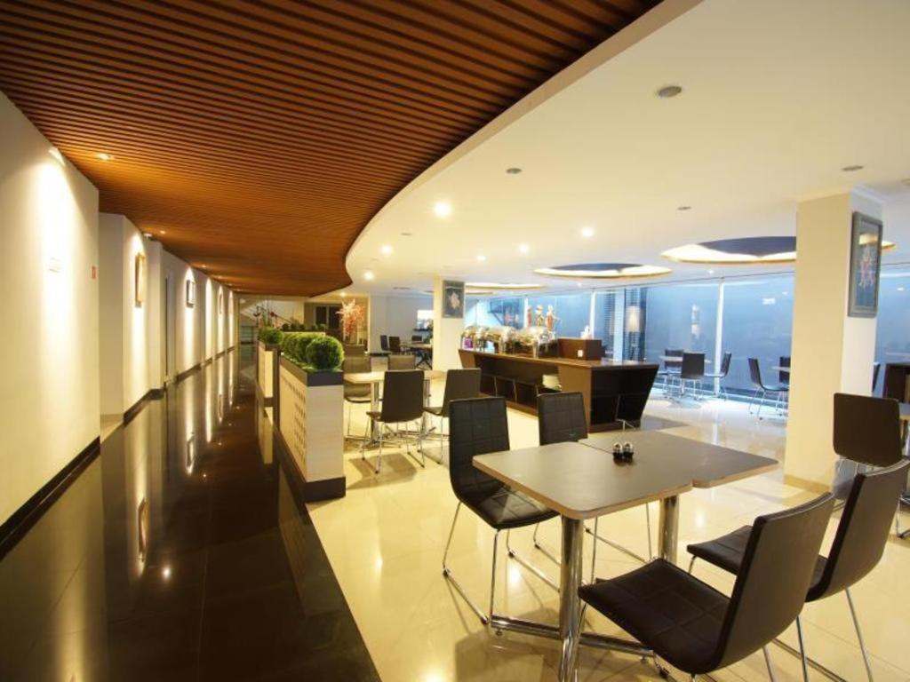 Raffleshom Hotel Bandung Ngoại thất bức ảnh