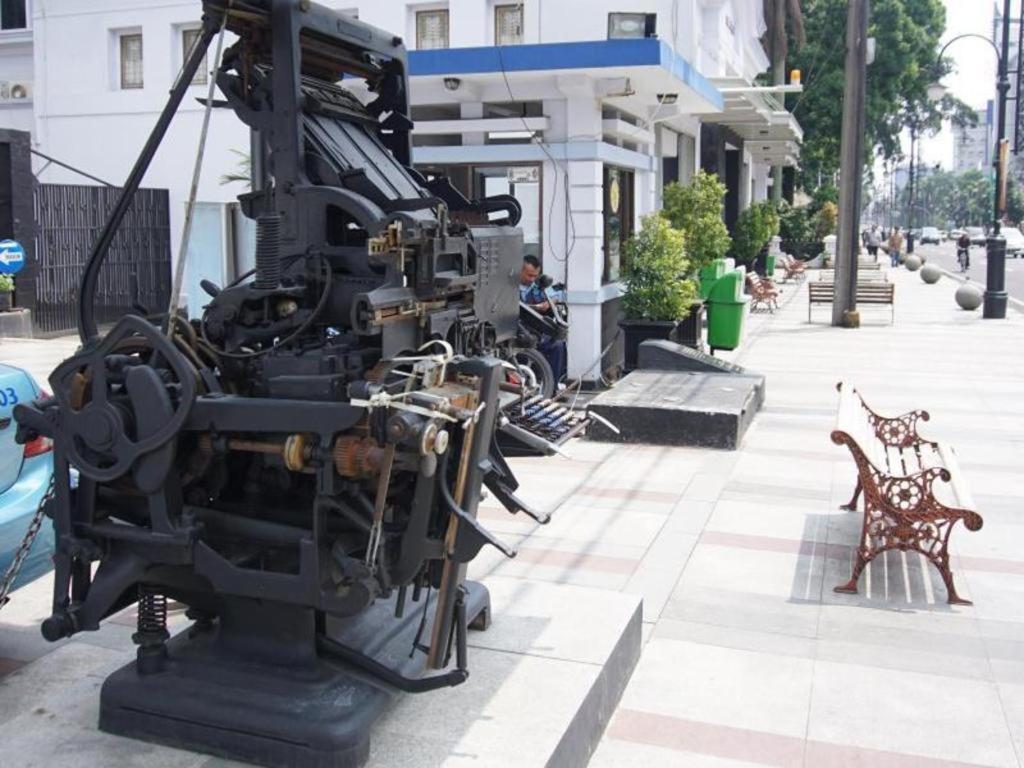 Raffleshom Hotel Bandung Ngoại thất bức ảnh